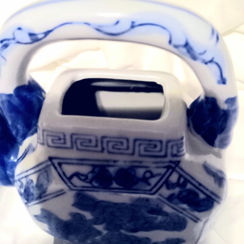 Vintage Chinese Ginger Jar